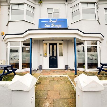 Hotel Sea Breeze 滨海克拉克顿 外观 照片